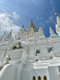 เชียงใหม่ - ลำพูน เส้นทางแสงทองแห่งล้านนา