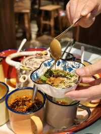 70年代大排檔風火鍋店