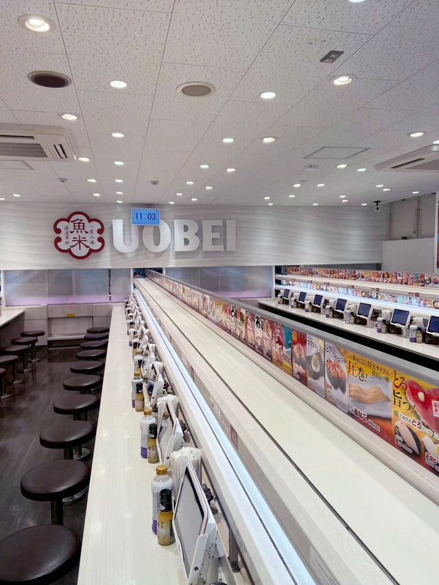 ทานซูชิสายพานที่ Genki Sushi