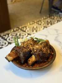 I visited this eatery 3 days in a row