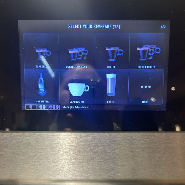 네덜란드 홀리데이인 카페 후기 ☕️