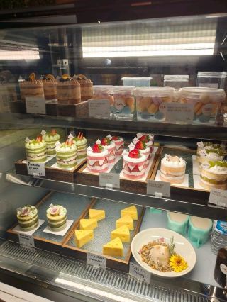 Budget-Friendly Dessert That’s Purr-fect in Desaru
