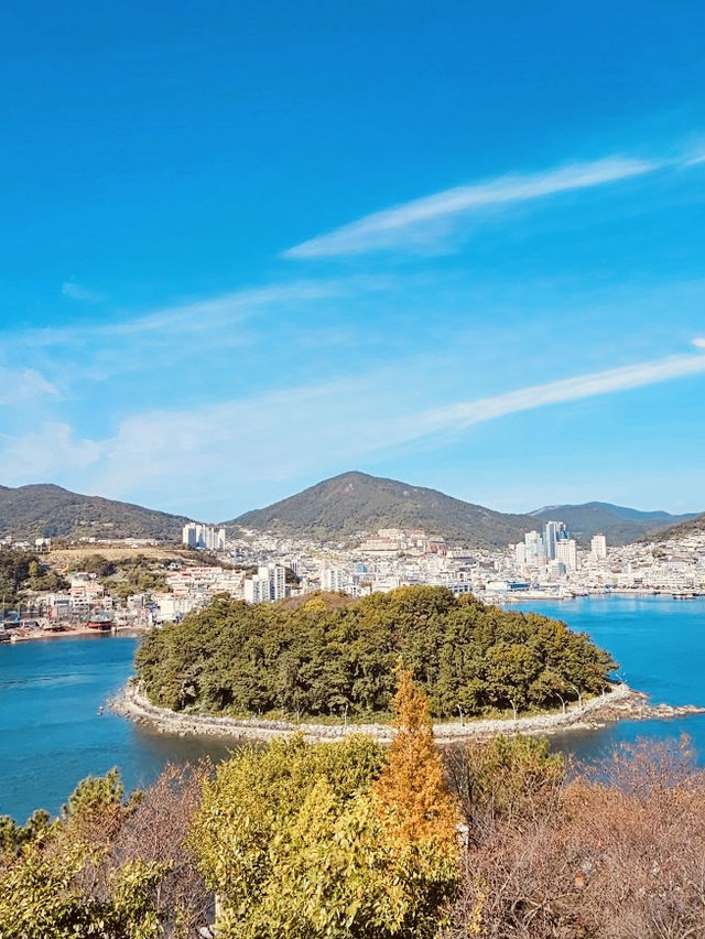 Dolsan Park: Yeosu's Premier Viewpoint and Romantic Haven