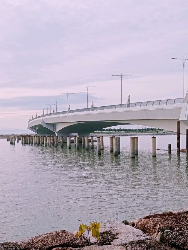 Straits Quay