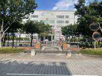 漫步苗栗市民廣場：城市中的綠意與水聲！