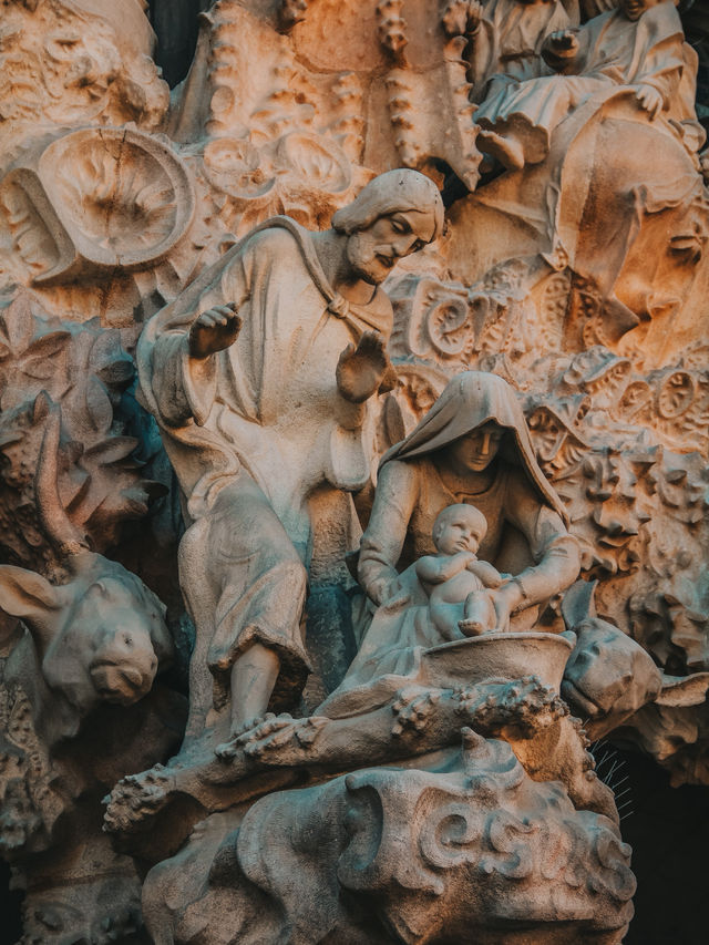 When the Light Dances – My Afternoon at Sagrada Família