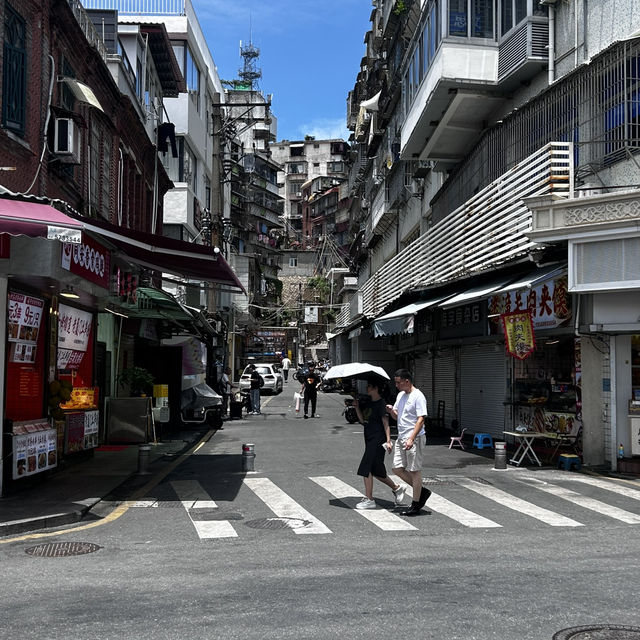 🌈 Shapowei Art Zone: Where Xiamen’s Fishing Past Meets Hipster Creativity!