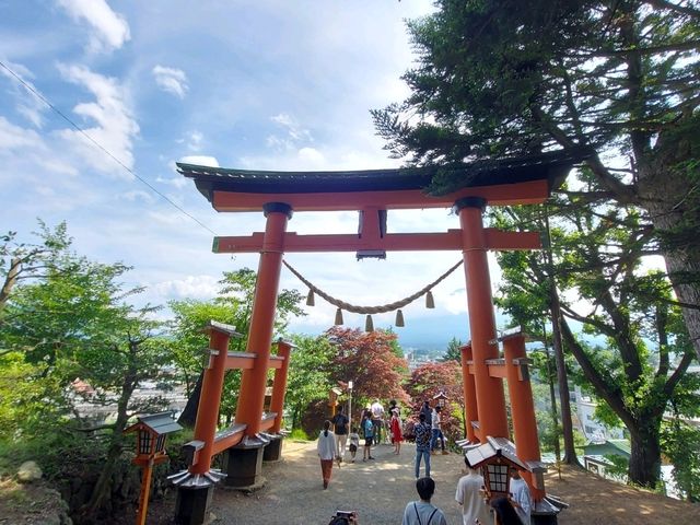 跟團遊富士山印、忍野八海路線