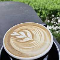 🕰️ Honest Coffee & Service   
