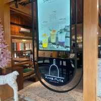 Mena Mesa Cafe & Bistro - มหาสารคาม