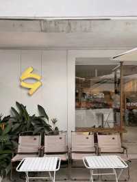 Ra. Bakery & Coffee is a peaceful