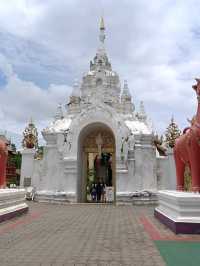 พระธาตุหริภุญชัย...จังหวัดลำพูน