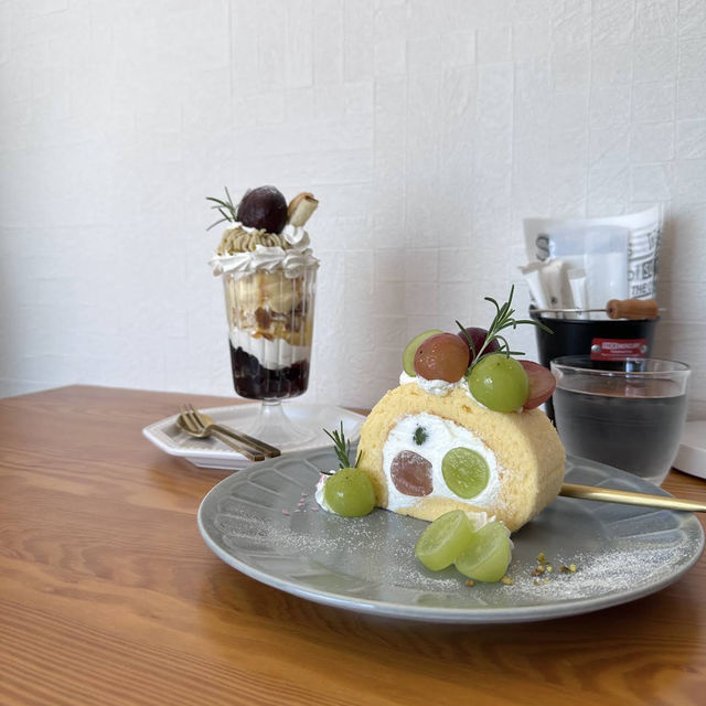 コンテナカフェ アンドブルー