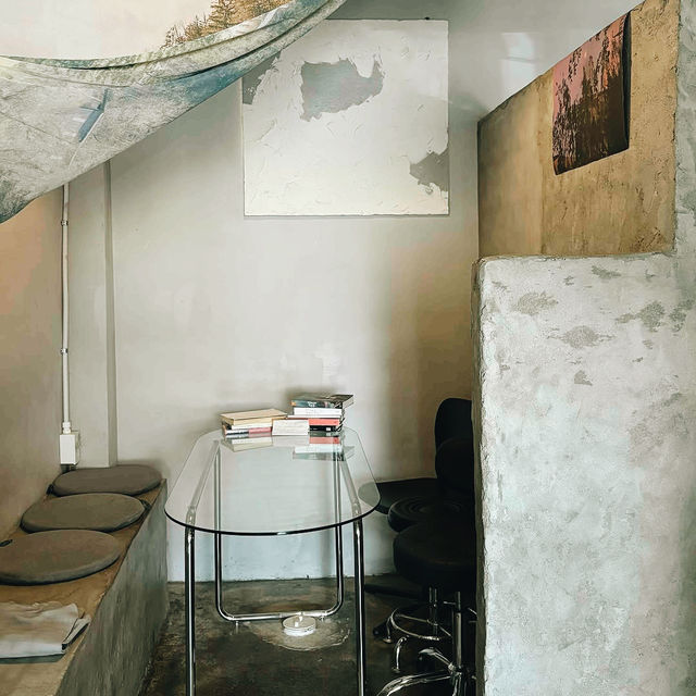 Poet Room in Seoul