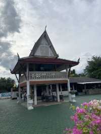 เที่ยววัดหนองเงือก ชมพระแก้วมรกตจำลอง