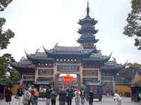 Longhua Temple 