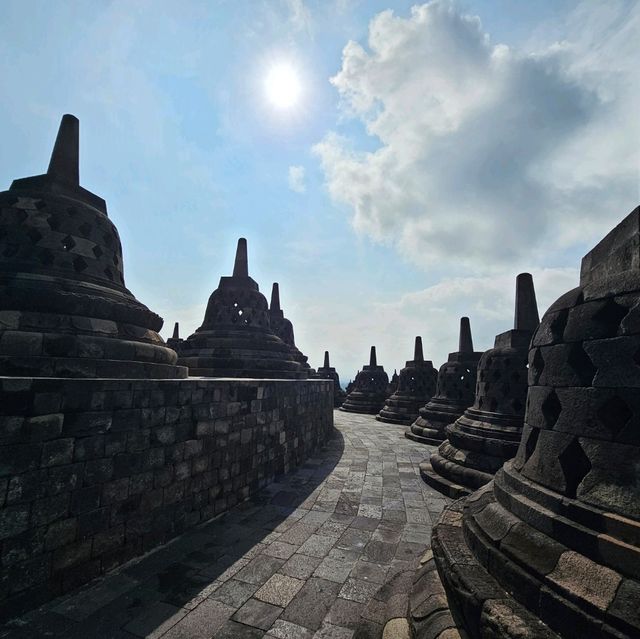 โบโรบูดูร์ Candi Borobudur 