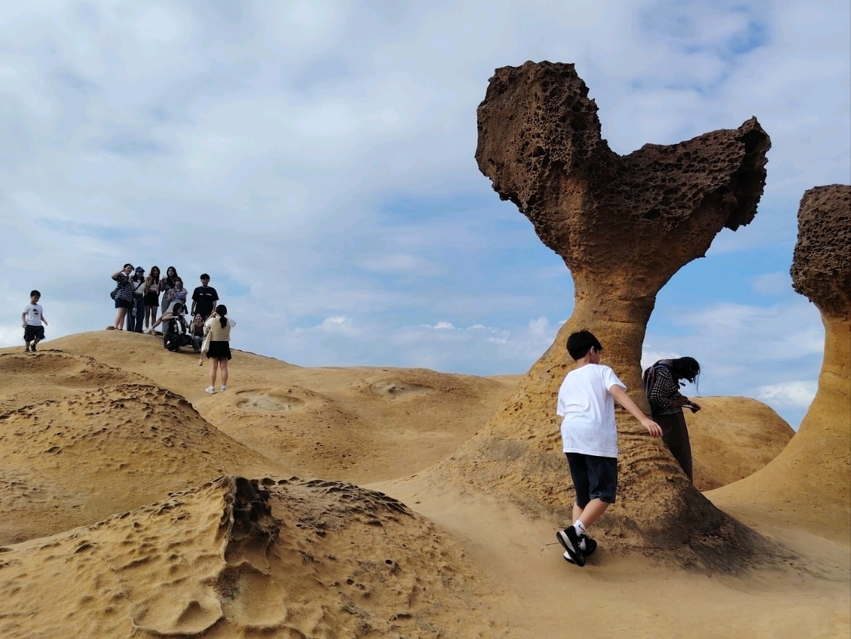 Yehliu Geopark – Nature's Masterpiece 🌊⛰️ | Trip.com New Taipei City