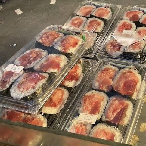 【東京/築地🇯🇵】マグロぎっしり贅沢巻き🐟丸豊