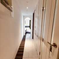 Practical Comfort in a Vibrant Coastal Hub