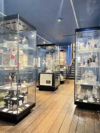 Silver and Glass: A Cabinet of Scottish Quietude