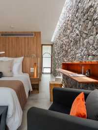 🏡 แนะนำที่พัก “Tolani Resort กุยบุรี” 🌿