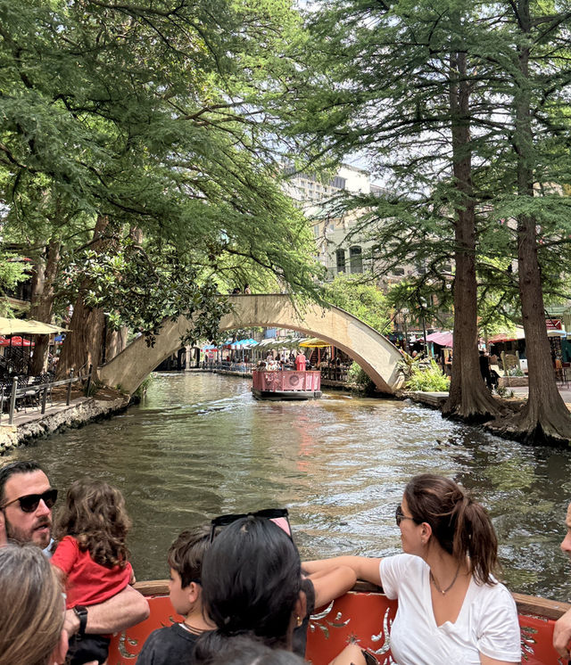 🌊✨ รีวิว: ล่องเรือและชมประวัติศาสตร์เมือง San An