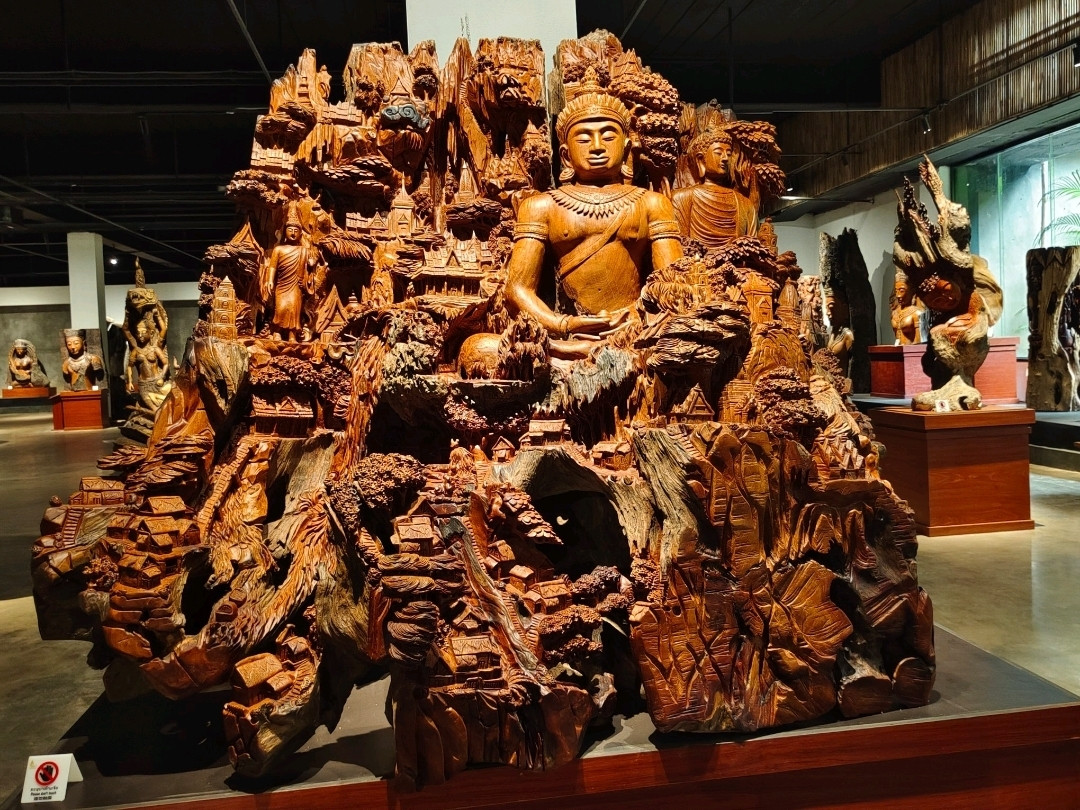 古獣　鼎 美品　ラオス 老挝 印材 落款 遊印 雅号 大材　大きめ ラオス美術館でラオス芸術の神秘に触れる | Trip.com ヴィエンチャン