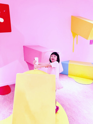 #howislivingthere  

Here’s my sweet guide to the Museum of Ice Cream in Singapore — the ultimate spot if you love quirky experiences and cute backdrops! 🍦✨ Prepare for pure happiness in every corner: think unlimited ice cream tastings, colorful Instagrammable installations, and a sprinkle pool that’s just begging you to dive in.

Must-See Place: Museum of Ice Cream Singapore
📍 100 Loewen Rd, Singapore 248837  
🕙 Hours: Open 10:00–18:00 (last admission 17:45); closed Tuesdays. (Tip: Always check the holiday schedule if you’re visiting in late February!)  
🎫 Admission: S$40 — includes unlimited ice cream, so come hungry!

Personal Tips:
· Wear bright clothes (think pinks and yellows) because the color-popping rooms are insanely photogenic.
· Arrive early! Crowds pick up by noon, and some installations get packed.
· Don’t skip the outdoor garden area — it’s less crowded and perfect for a breather (and more photos!).
· Dietary notes: There are vegan and dairy-free ice creams available, so everyone’s covered.
· Grab your tickets online with trip.com to guarantee your preferred timeslot.

Getting Around:
The Museum is in the Dempsey area — a short taxi ride from Orchard or you can hop on bus 7 or 174 from Orchard Road. Set your e-hail app to “100 Loewen Road” for a fuss-free arrival.

Foodie Note:
Still peckish? The Museum café has sweet bites, but for a savory fix, Dempsey Hill nearby is packed with bistros and chill brunch spots.

Hashtags: #SingaporeEats  #MuseumOfIceCream  #SweetSpots  #tripdotcom 