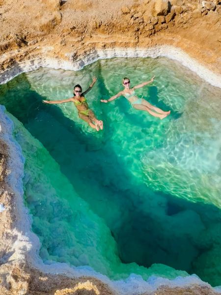 [Egypt] Floating on Air! The Mesmerizing Emerald Waters of Siwa Oasis Salt Lakes ✨