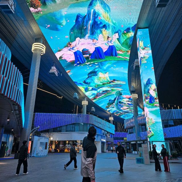 OMG there is a Star Wars Flying LED Screen!