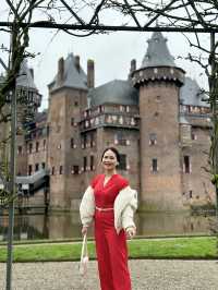Visit the Largest & Luxurious Castle in NL