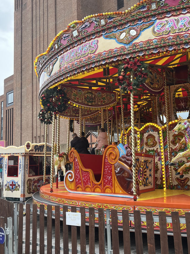 London ｜ Enjoy the Christmas vibe at Battersea Power Station