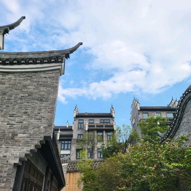 Discover Chenzhou, China – The Hidden Gem of Hunan! 🌿🏯