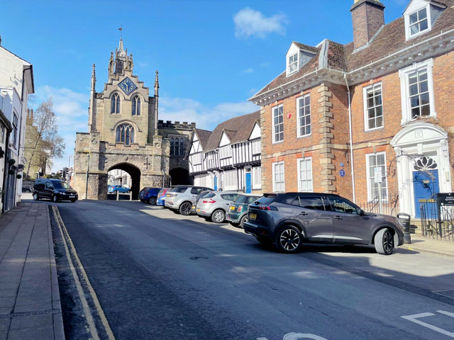 Castles to Capital: Commuting from Warwick to London