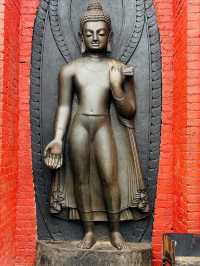 Swayambhunath Stupa, Kathmandu: Spiritual Calm Above the Chaos