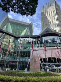 Awesome Pavilion KLCC, Park and all around Kuala Lumpur !
