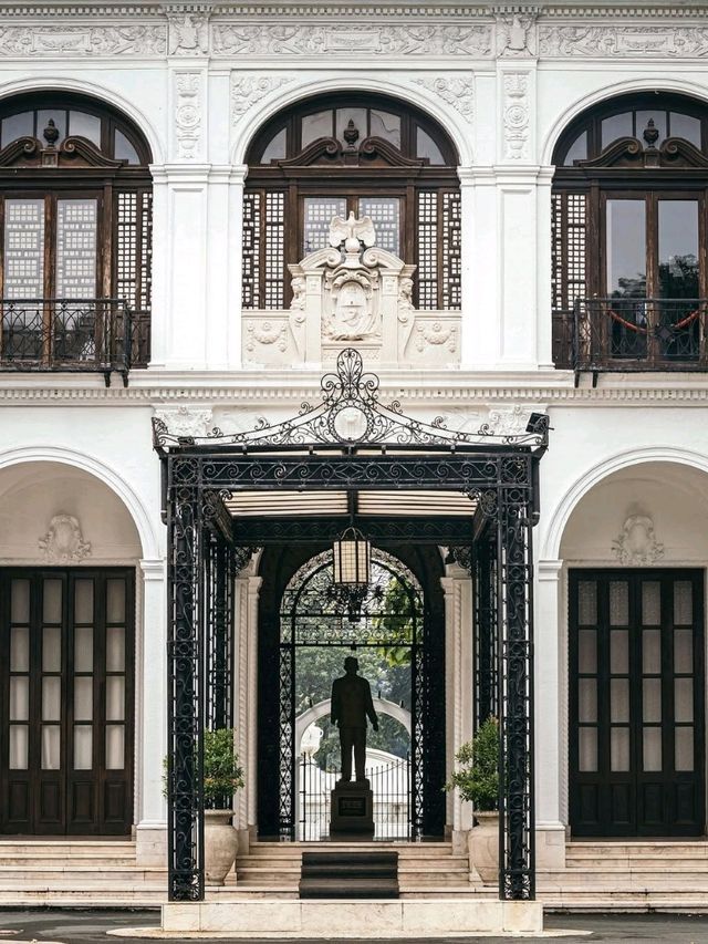 🏛️ Echoes of Power – Malacañang Palace, Manila