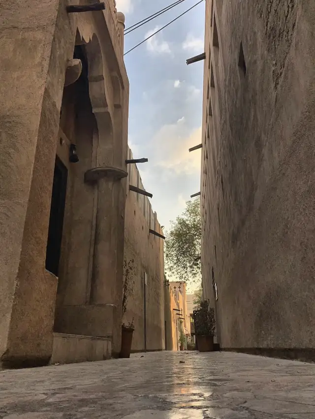 Дубайский музей в историческом форте Аль-Фахиди