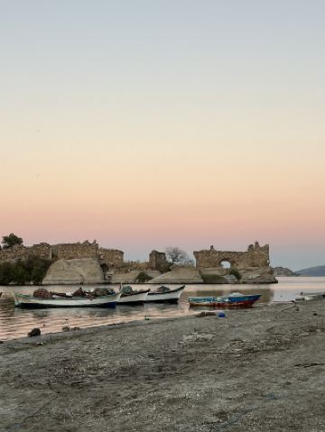 ตุรกี: ทะเลสาบบาฟาและฝูงนกฟลามิงโก 🦩🪶