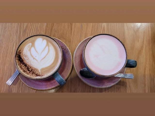 South Queensferry|橋影、海風、細街的安靜節奏Edinburgh|South Queensferry|Forth Bridge|Harbour Walk