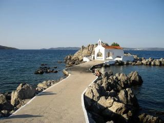 Chios — The Greek Island Town Where Mastic Trees Grow and History Runs Deep