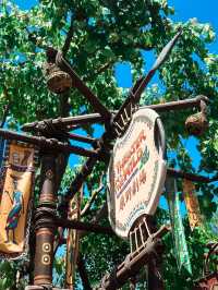 Adventureland at HK Disneyland🌿🌱🪵🌳