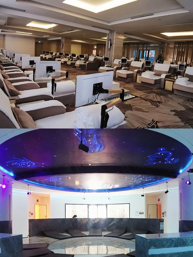 楚雄:我定的是世界恐龍谷溫泉酒店，酒店裡包含
