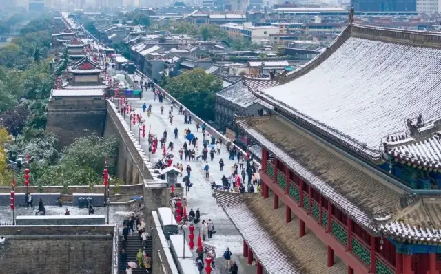 雪後的西安，一秒鐘變成了長安