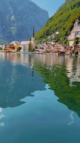 Good Morning from the Breathtaking Hallstatt: Escape the Crowds and Indulge in the Beauty of Austria's Hidden Gem!