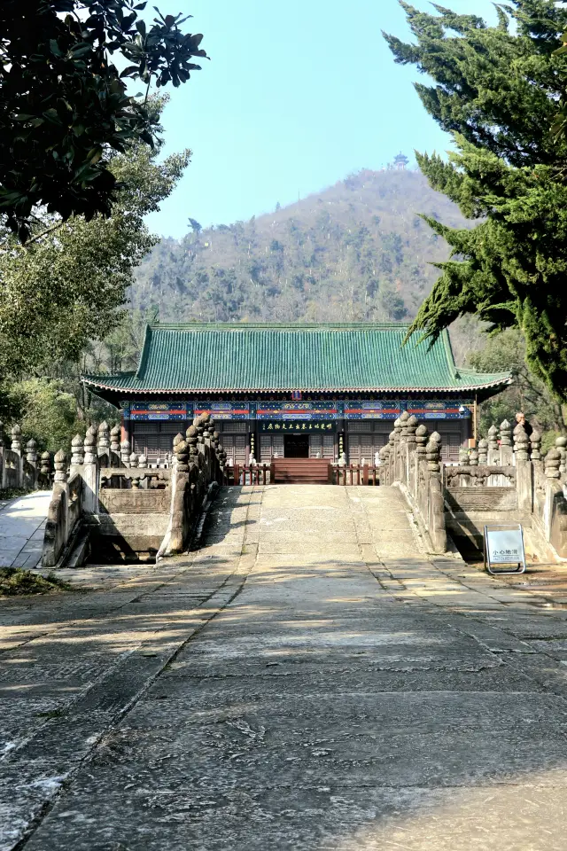 Longquan Mountain Ming Chu King Tomb Group (King Zhao's Tomb)