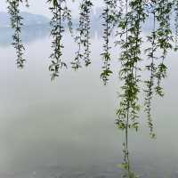 黃石磁湖