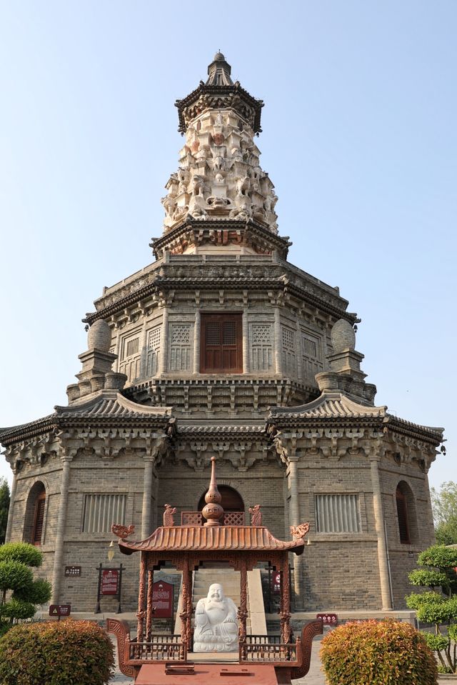 正定古城擁有著名的四座古塔，均始建於隋唐，江河變遷，無言屹立，成為漫長歲月的見證