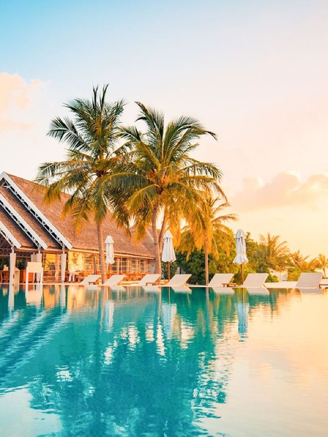 Maldives Magic: Lux* South Ari Atoll's Exotic Retreat 🏝️✨